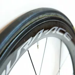 Shimano Dura-Ace C60 R9100 Tubular Wheelset - Rim Brake 35 Shimano Dura-Ace C60 R9100 Tubular Wheelset - Rim Brake -TT cykler Salgsbutik 8T1A0483