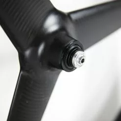 PRO TeXtreme 3-Spoke Tubular Front Wheel - Rim Brake 17 PRO TeXtreme 3-Spoke Tubular Front Wheel - Rim Brake -TT cykler Salgsbutik 8T1A9770