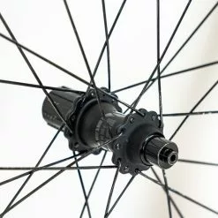 ENVE SES 5.6 AR Rear + ENVE SES 4.5 AR Front - Tubular - Wheelset - Carbon 11 ENVE SES 5.6 AR Rear + ENVE SES 4.5 AR Front - Tubular - Wheelset - Carbon -TT cykler Salgsbutik DSC03404 88d5cae1 394f 4089 a2d8 3adc03695cae