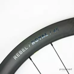 Rebel Royal 45 Disc Carbon Clincher Wheelset 16 Rebel Royal 45 Disc Carbon Clincher Wheelset -TT cykler Salgsbutik P1680068