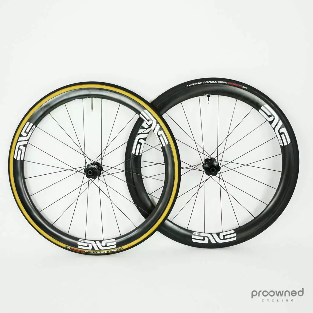ENVE SES 3.4 Disc Clincher Carbon Wheelset 3 ENVE SES 3.4 Disc Clincher Carbon Wheelset