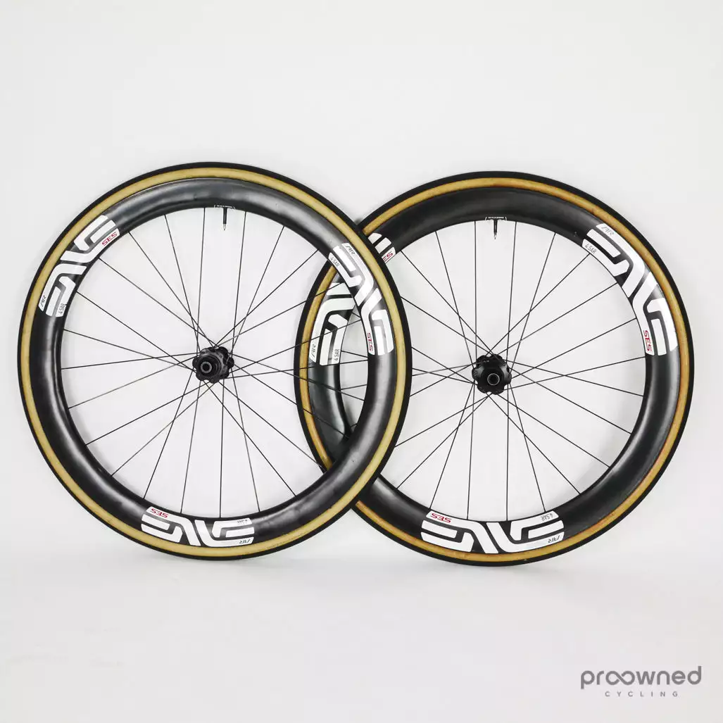ENVE SES 4.5 AR Disc Tubular Carbon Wheelset 3 ENVE SES 4.5 AR Disc Tubular Carbon Wheelset